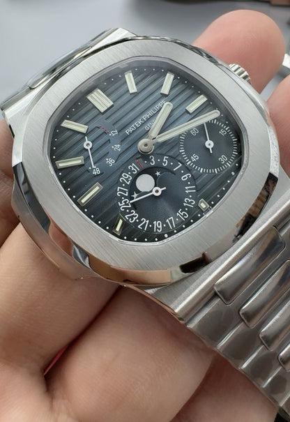 Patek Philippe Nautilus Moon Phase Stainless Steel 5712/1A-001 AAA