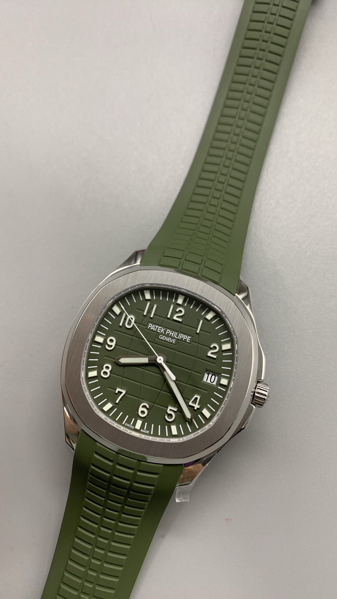 Patek Philippe Aquanaut 3285 V3 – AAA+ 5968G-010 Chronograph White Gold Khaki Green Dial (2023)
