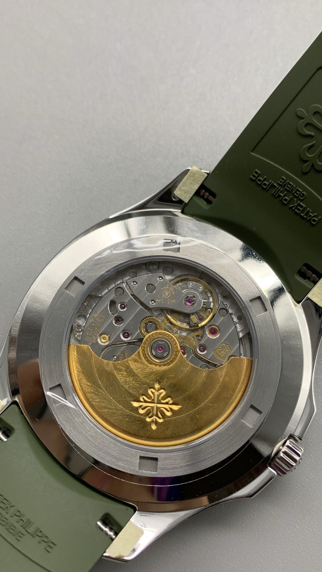 Patek Philippe Aquanaut 3285 V3 – AAA+ 5968G-010 Chronograph White Gold Khaki Green Dial (2023)